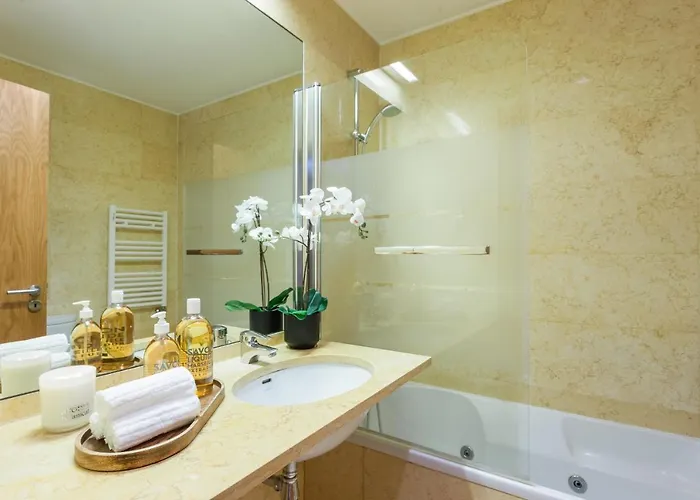 The Residences At Oriente Ii شقة